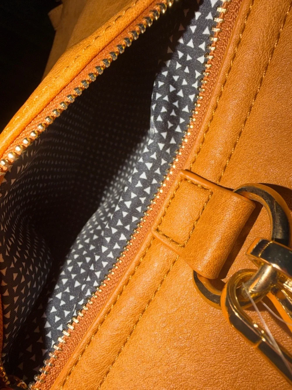 MMS Design Studio Vegan Leather Convertible Bag - Picture 5 of 9